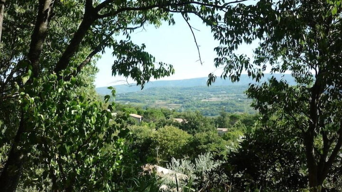 Goult Apartment | Village hideaway with gorgeous view
