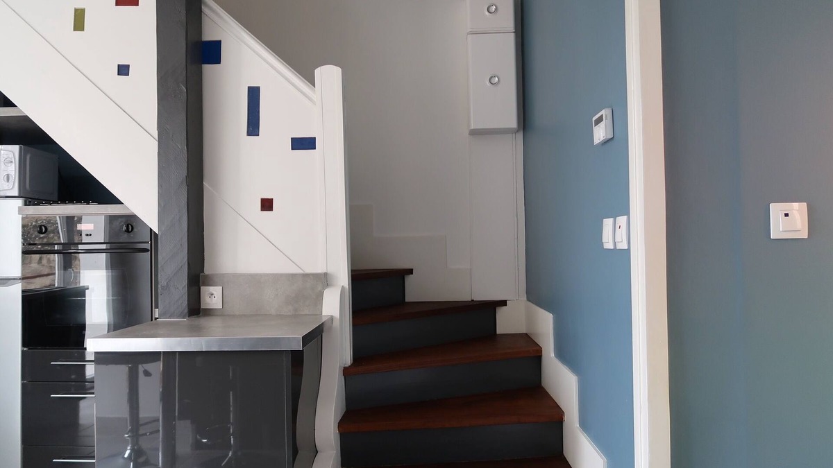 Mouleydier House | Village house carefully renovated, in a modern and functional spirit.
