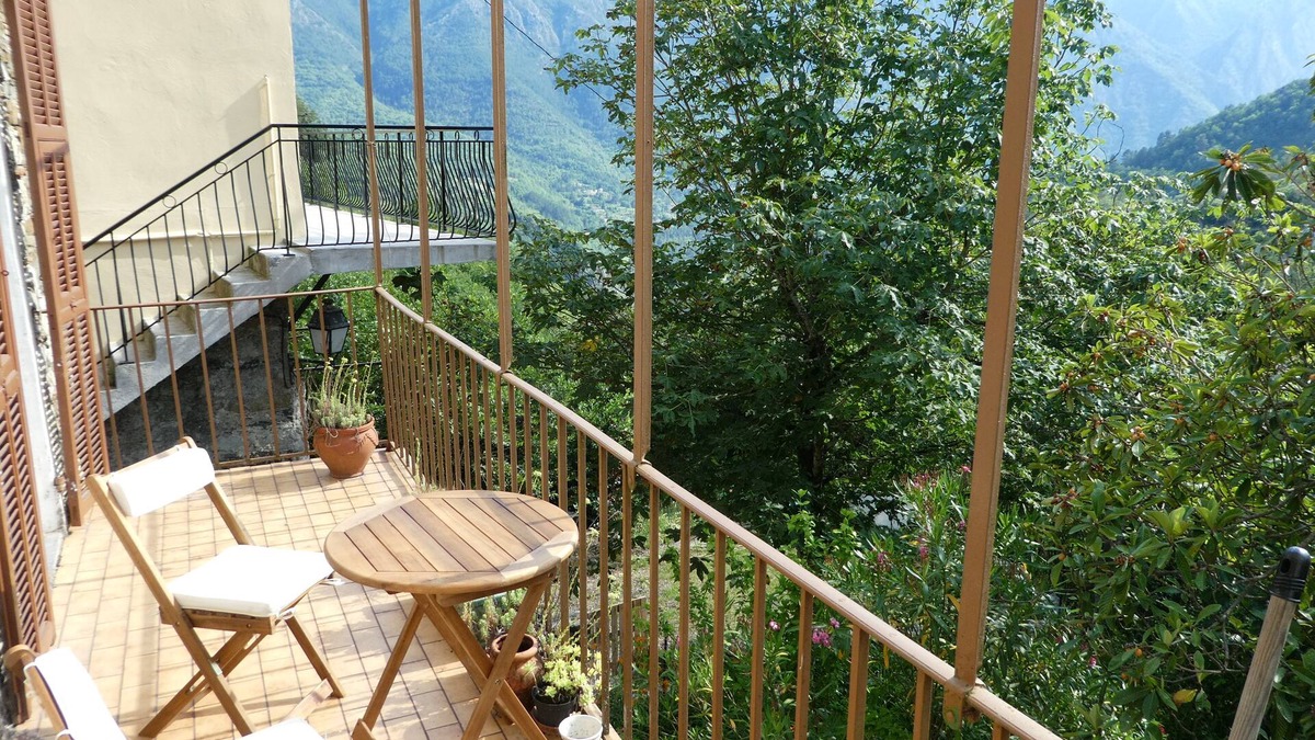 Massoins House | Village house in the mountains, calm, in a picturesque landscape
