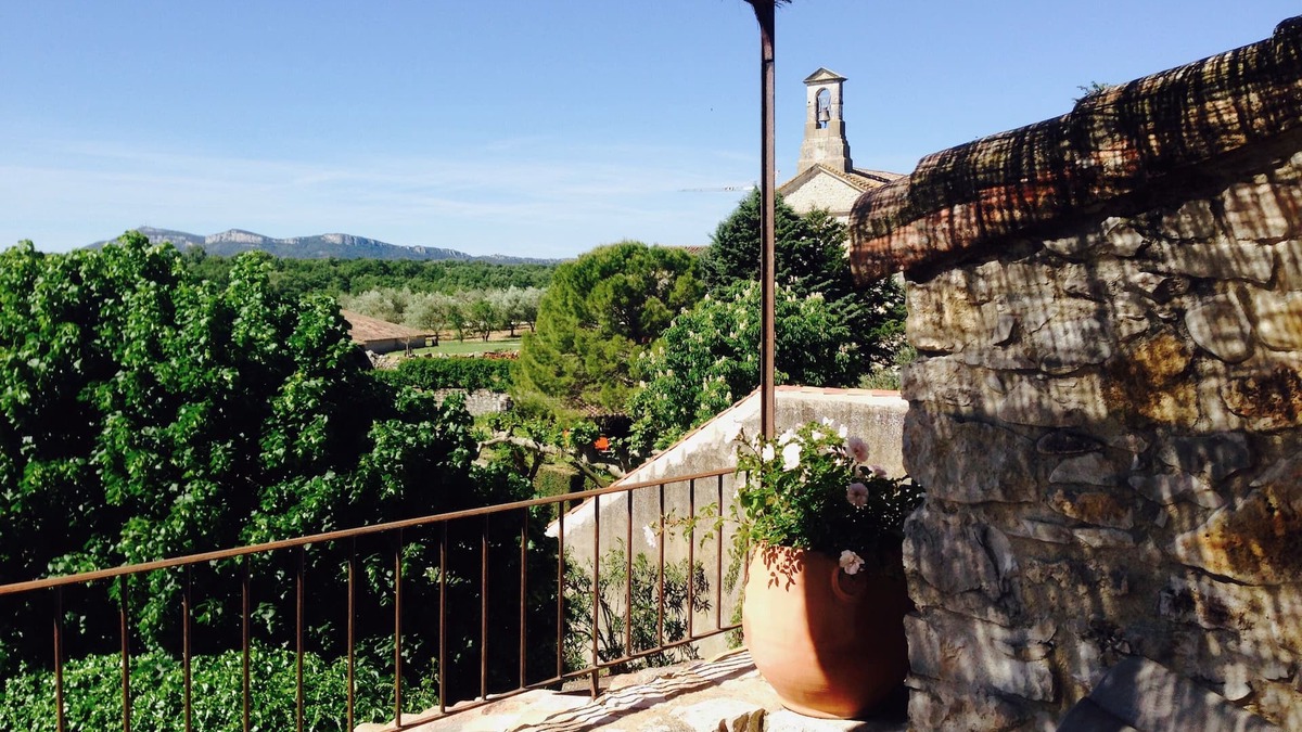 Fons-sur-Lussan House | Village house with garden and terrace with view