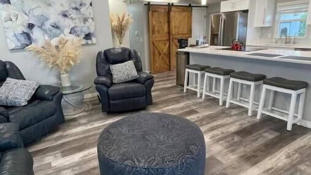 Silver Lake House | Villages Retreat Includes Golf Cart with 2 Owner LifestyleIDs and 2 Guest Passes