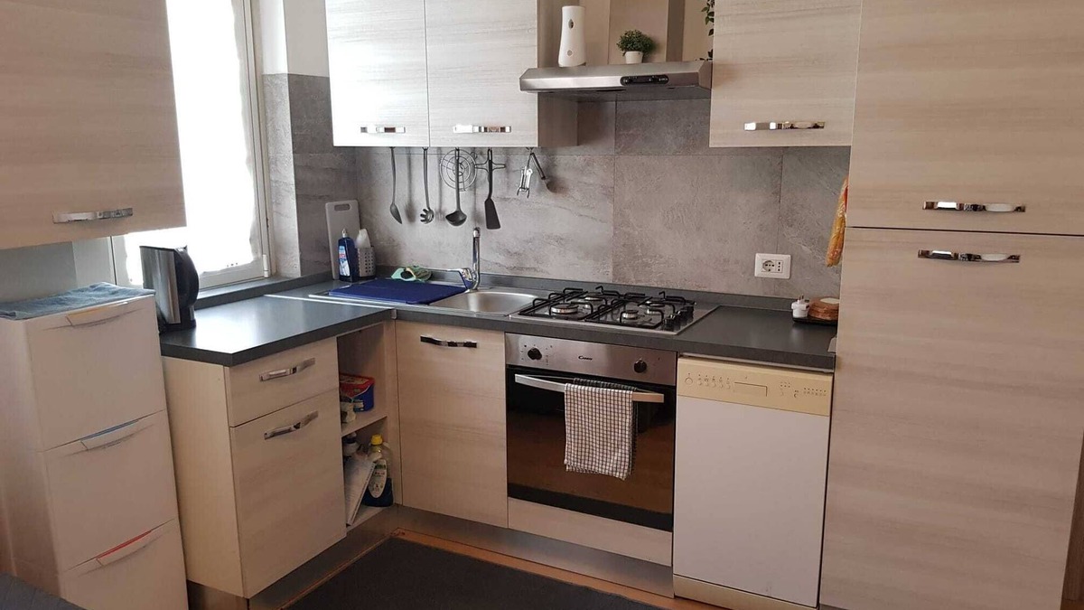 Settimo Milanese Apartment | Villaggio Cavour Marco