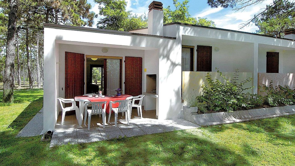 Bibione Lido del Sole House | Villaggio Paradiso by Interhome