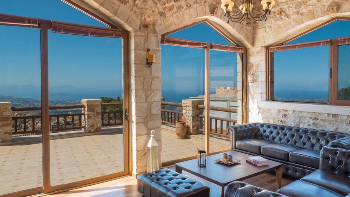 Tsikalaria Villa | VillaMalaxa Private Luxury with amazing Views all over the city