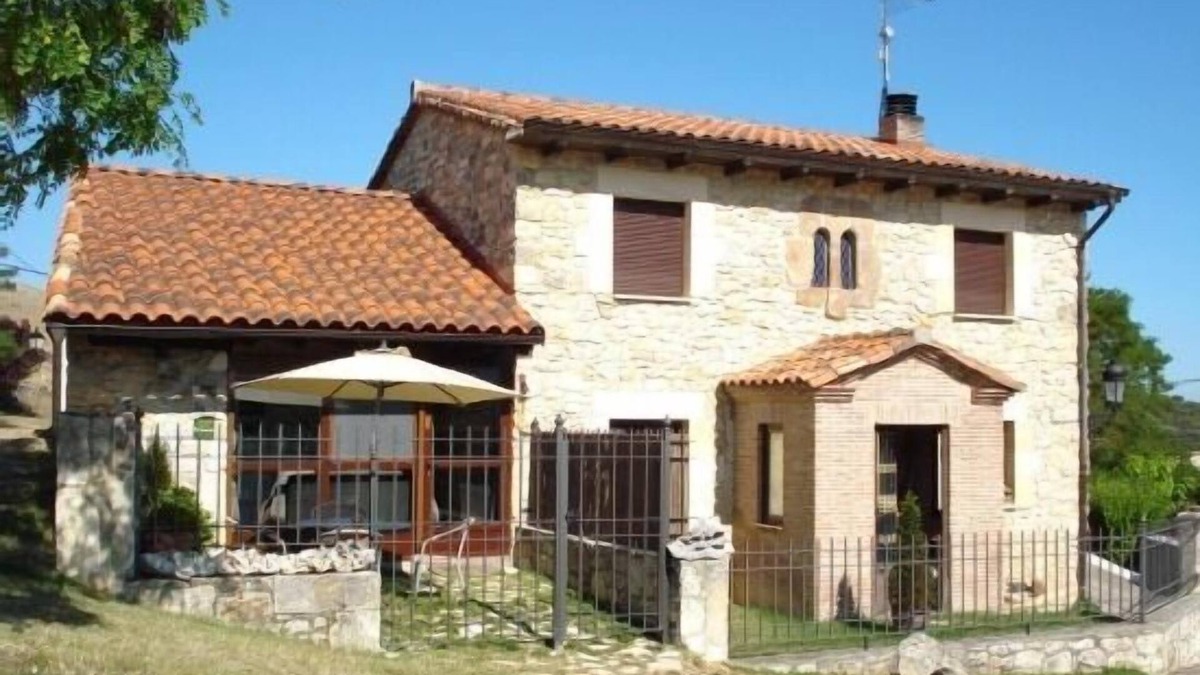 La Rad Cottage | Villamoronta Rural Cottage for 2 +1 people