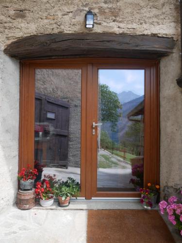 Oulx House | Villard Guesthouse