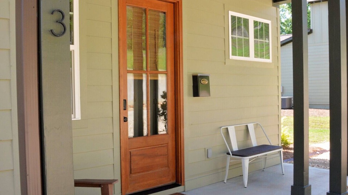 Jacksons' Gap House | Villas at Bay Ridge Unit 3