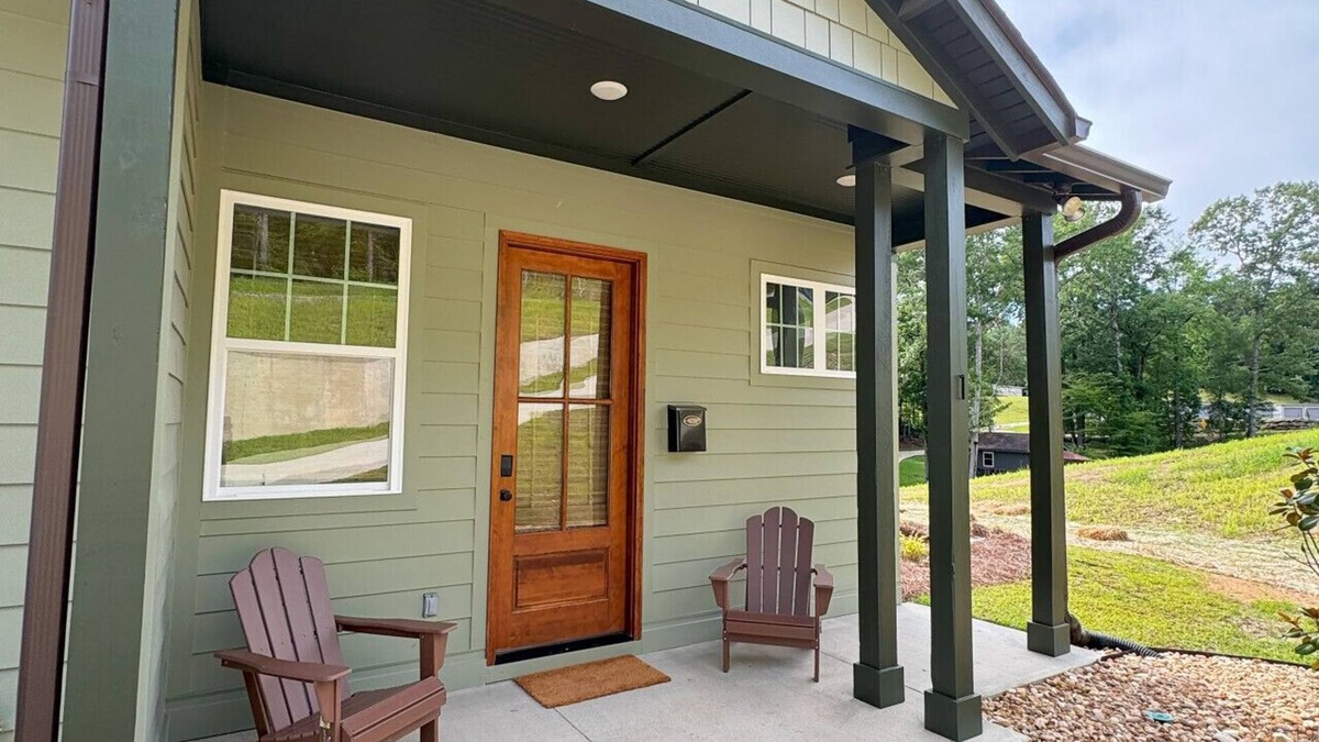 Jacksons' Gap House | Villas at Bay Ridge Unit 1