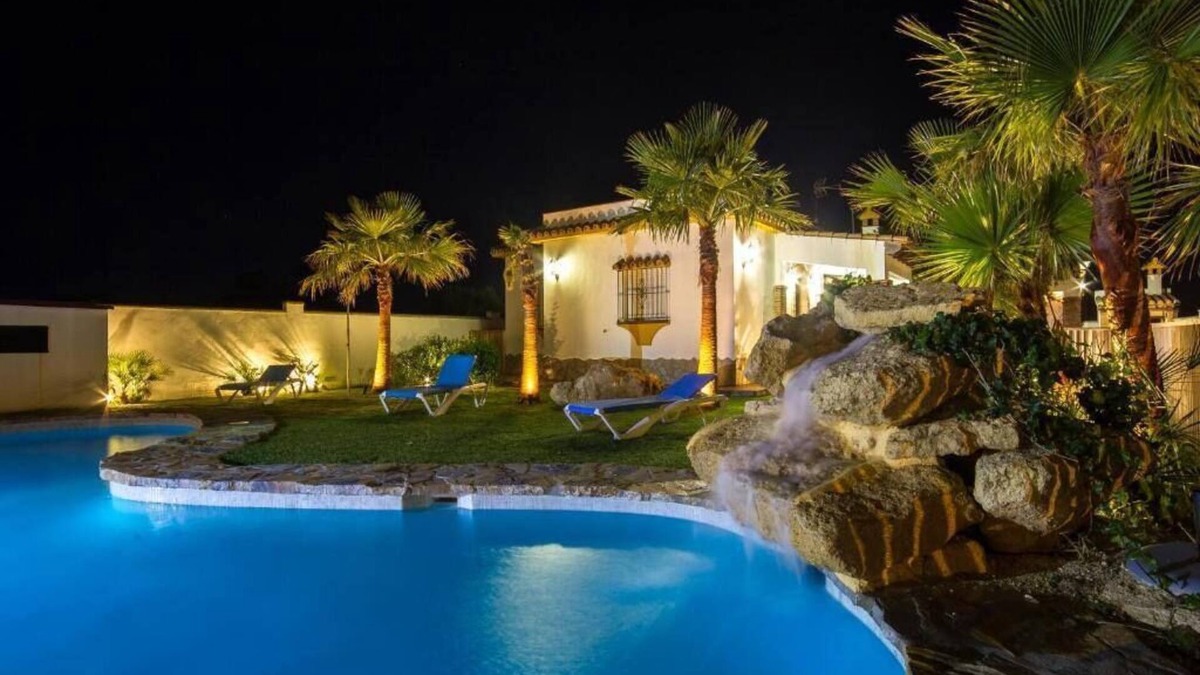 El Palmar Villa | Villas Dibaca by El Palmar
