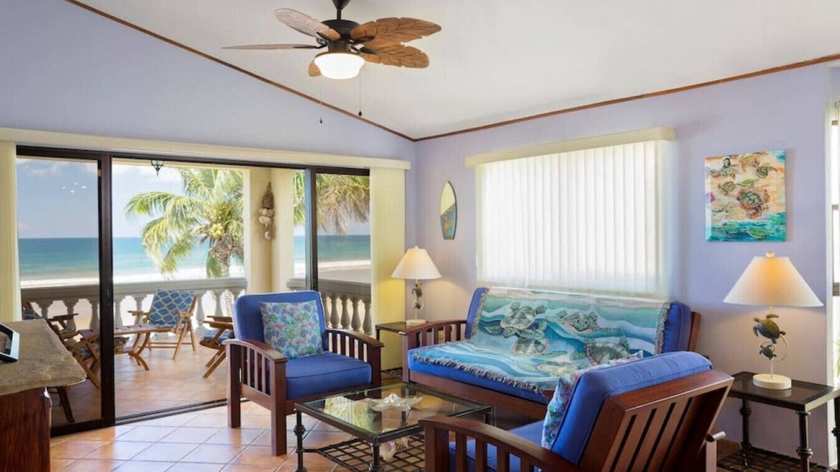 Rancho Santana Condo | Villas Iguana A-8: Beachfront condo