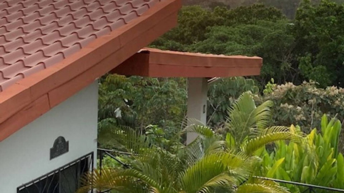 Uvita Cabin | Villas Lambeau #1 Ocean View - Fiber Optic/1BR 1 BA