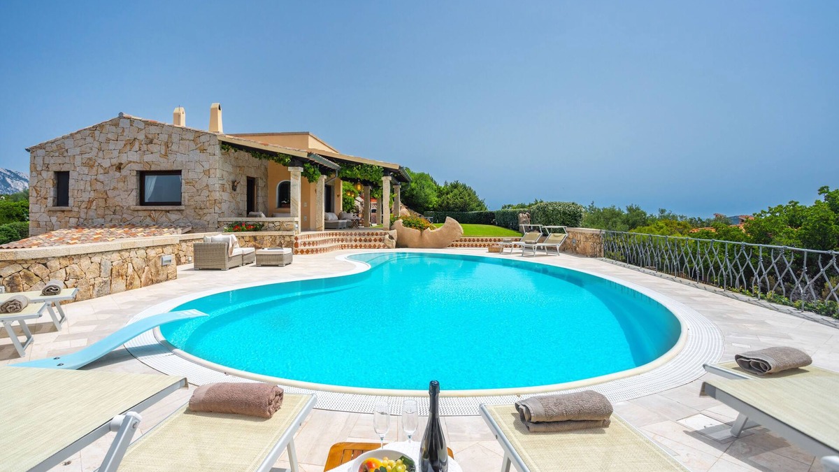 San Teodoro Villa | Villasarda Ginepro - Your selected exclusive oasis in the Tavolara's Marine Park