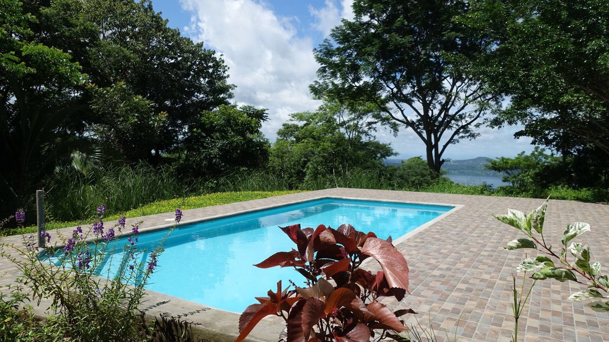 Masatepe House | VillasvistaMasaya, double detached bungalow with access to swimming pool