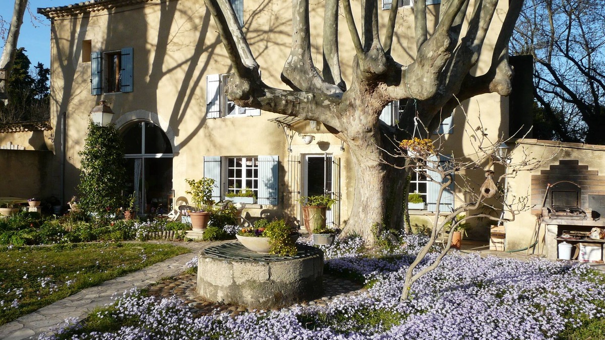 Villeneuve-les-Avignon Cabin | Villeneuve lez Avignon, in the countryside, pretty pavilionT2 40m2.