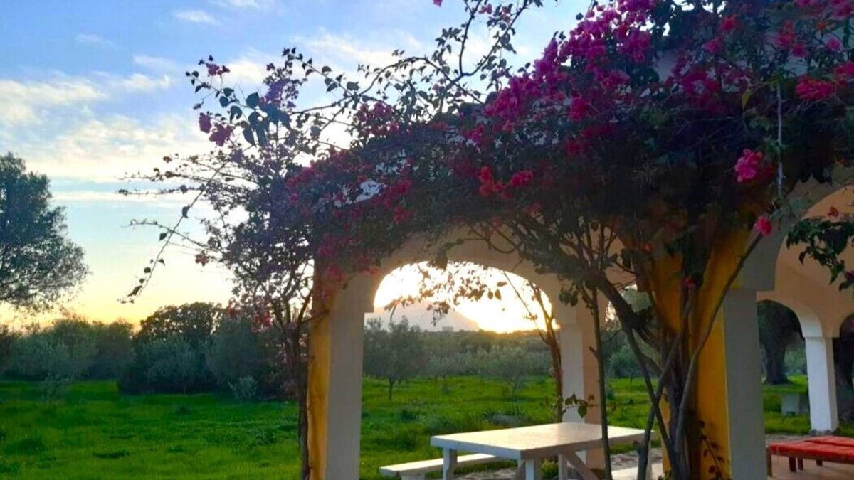 Orosei Apartment | VILLETTA SAE GRECU: Charming cottage immersed in the greenery and tranquility.
