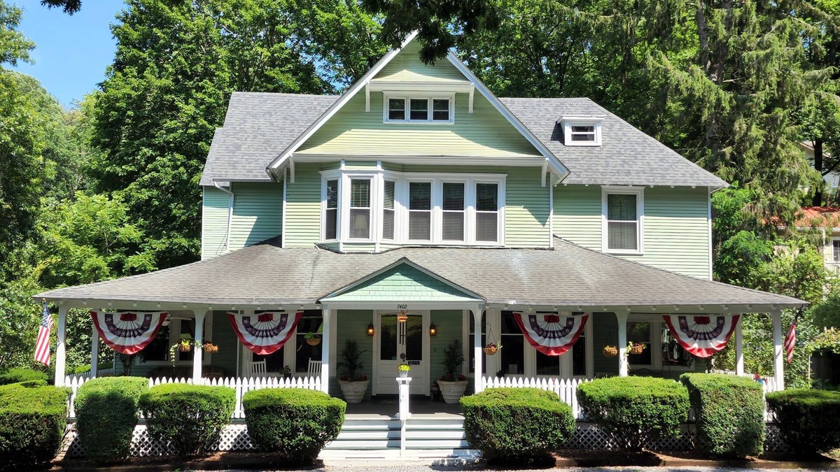 Valley Springs Bed & Breakfast | Vine Cottage Inn