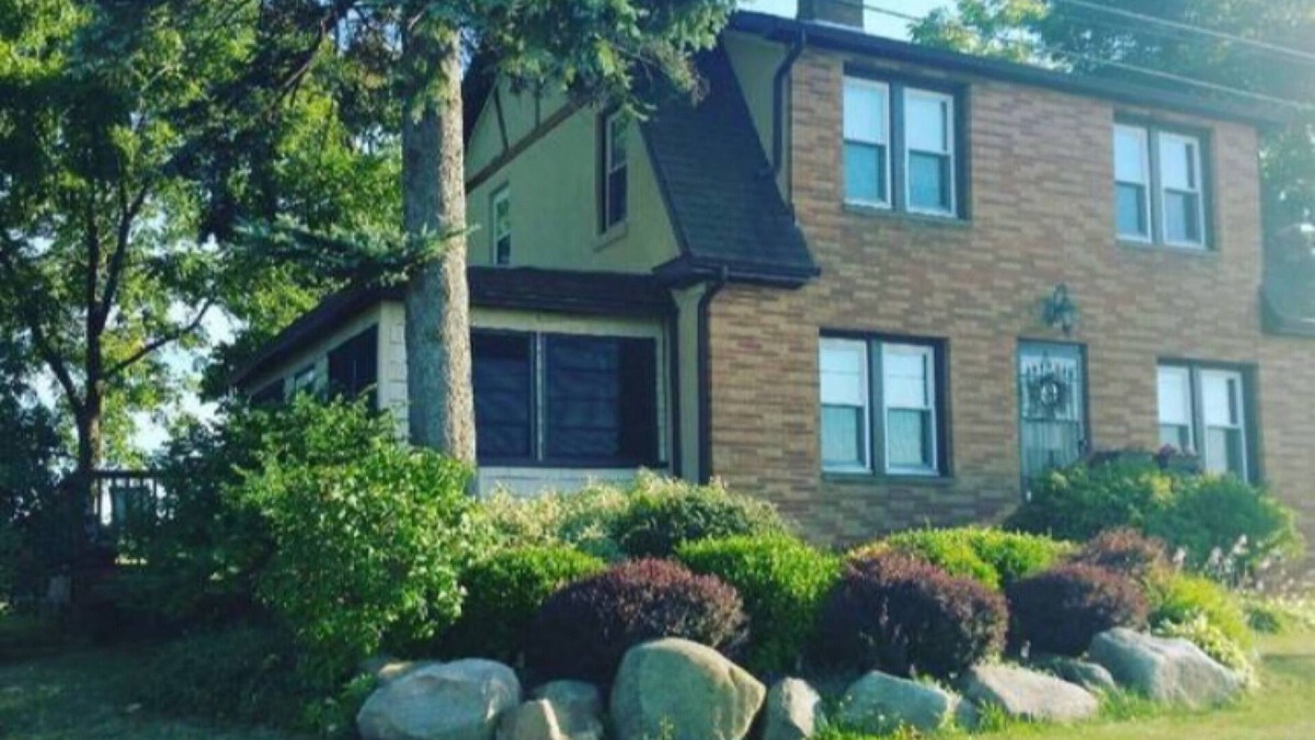 Geneva House | Vineview Inn-Farm Experience in the Heart of Wine Country-ice wine festival area