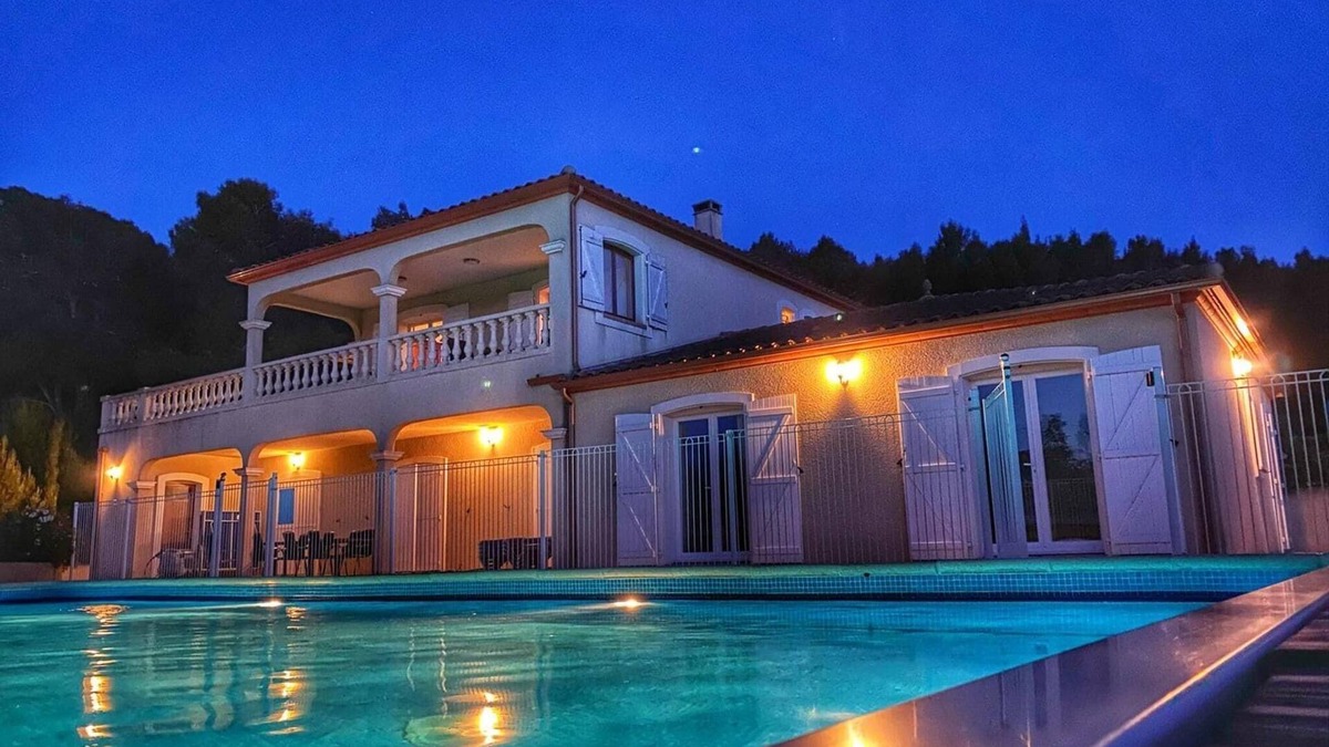 Montbrun-des-Corbieres Villa | Vineyard Villa Bliss