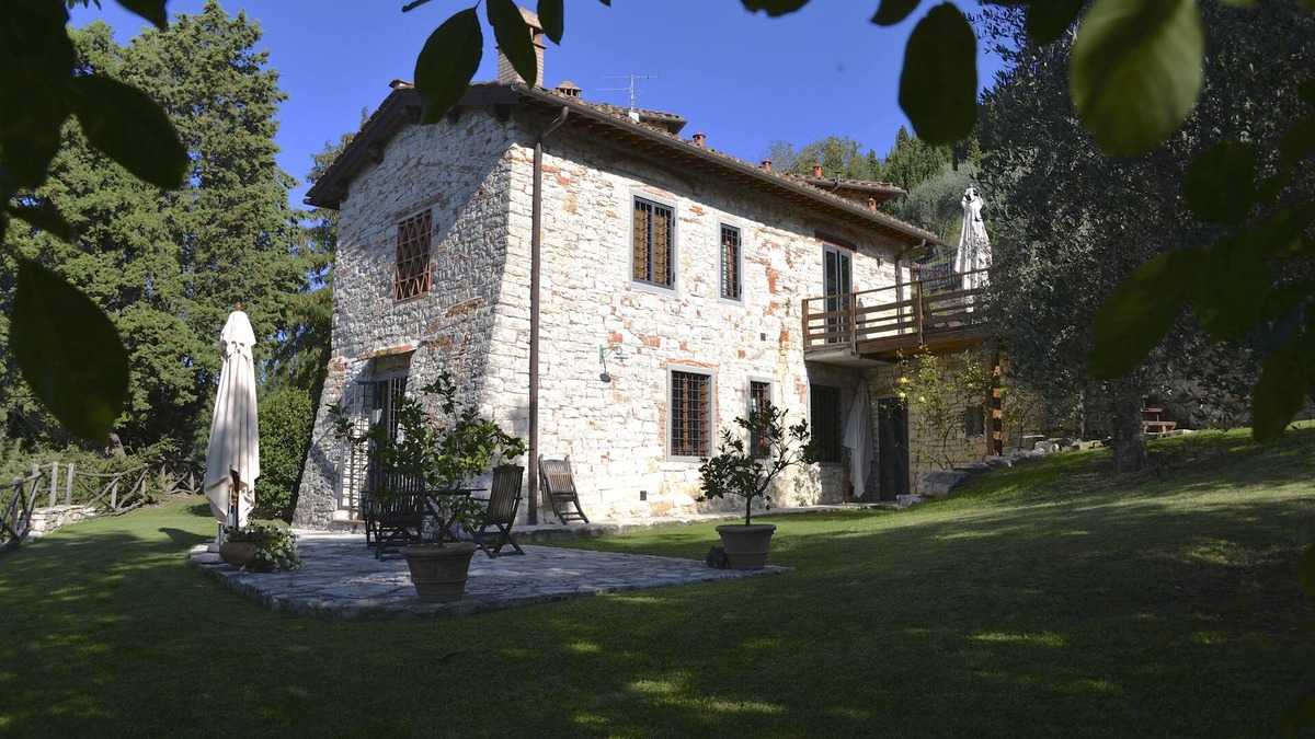 Twist Villa | Vineyard escape! Panoramic location within easy reach of Florence