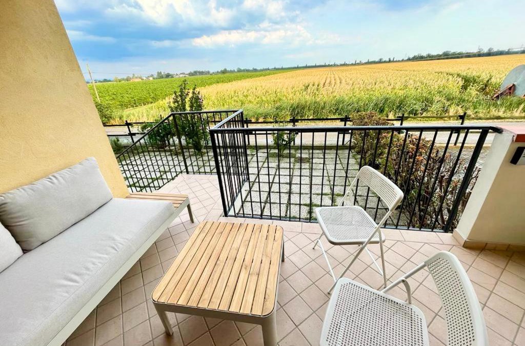 Aquileia Apartment | Vineyard View Apartment in Aquileia