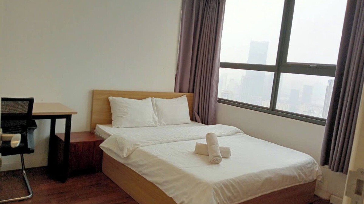 Trung Hoa Nhan Chinh Apartment | Vinhomes D’Capitale | 3BR Residence Ideal for Families or Groups
