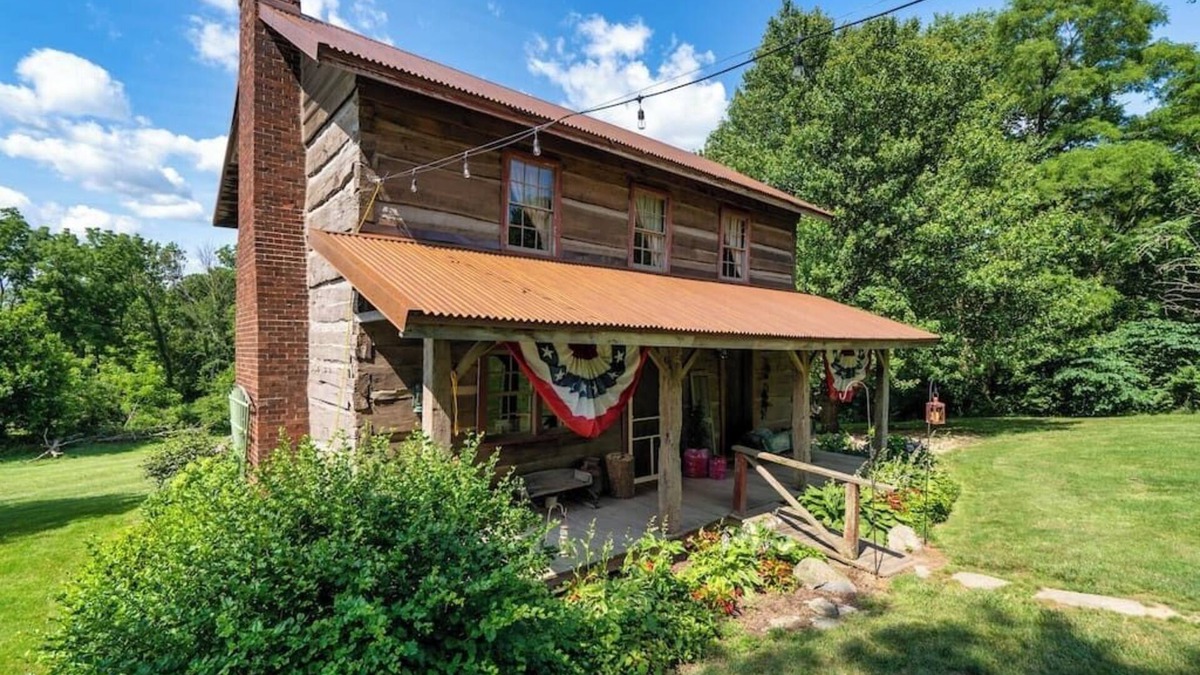 Flora Cabin | Vintage 1850's Log Cabin Glamping