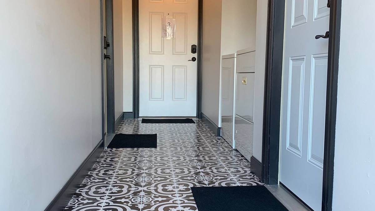 Wooster Apartment | Vintage Charm Abounds in Historic Streetcar Power Station Apartment