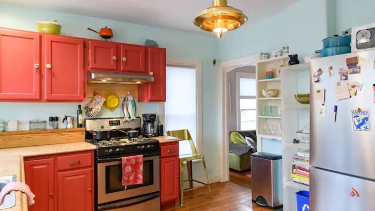 Ithaca House | Vintage Charmer Waterfall views! sleeps 5!