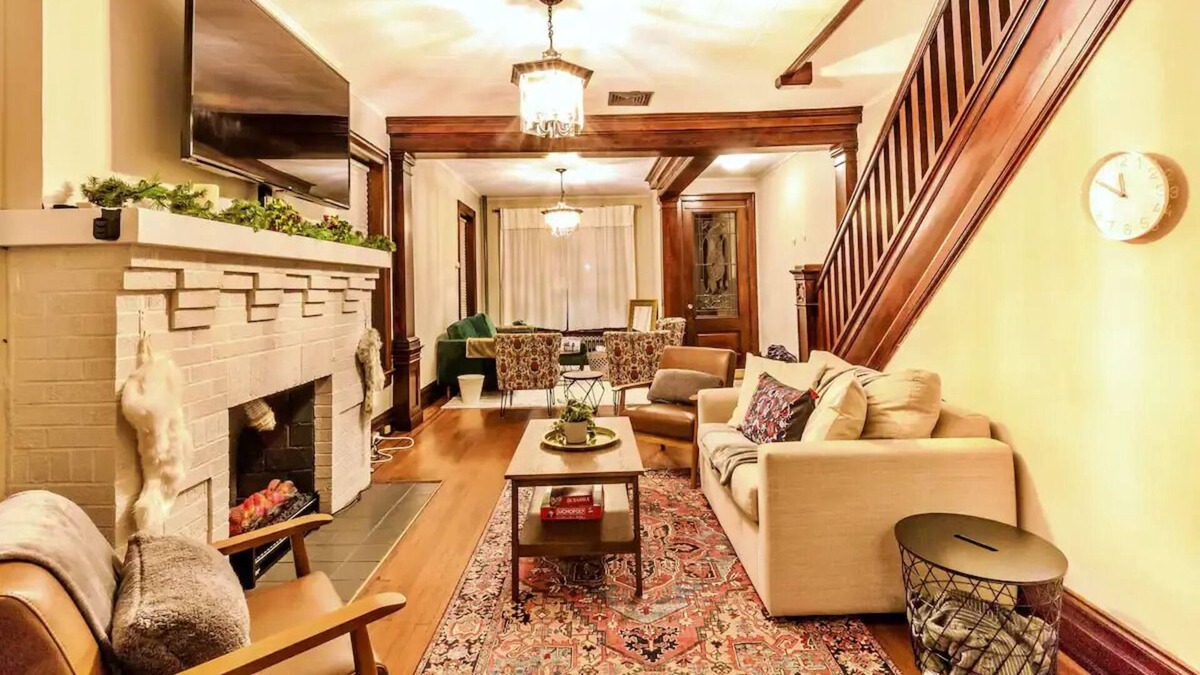 Allentown House | Vintage Home Near PPL/Dorney/SKI/Bethleham + DeSales University & More