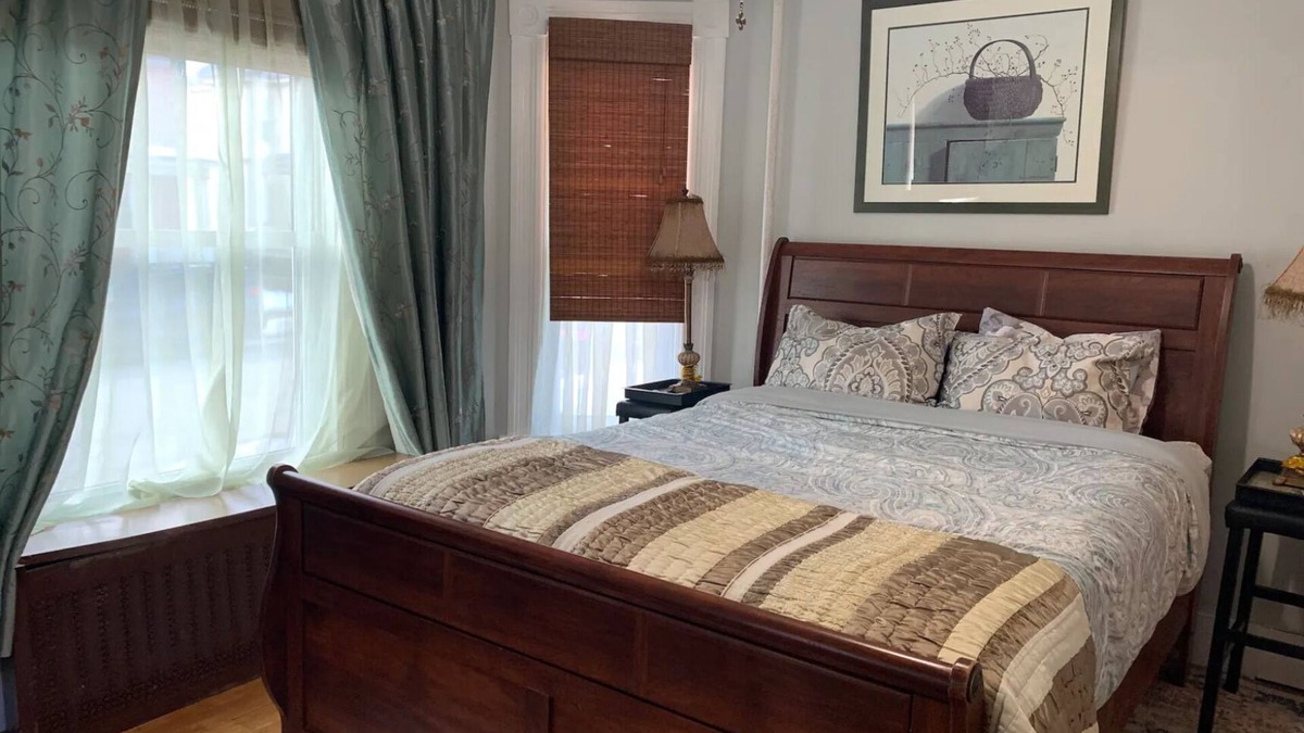Manchester Apartment | Vintage2-bedroom apartment in superb Manchester, In Unit Laundry Room