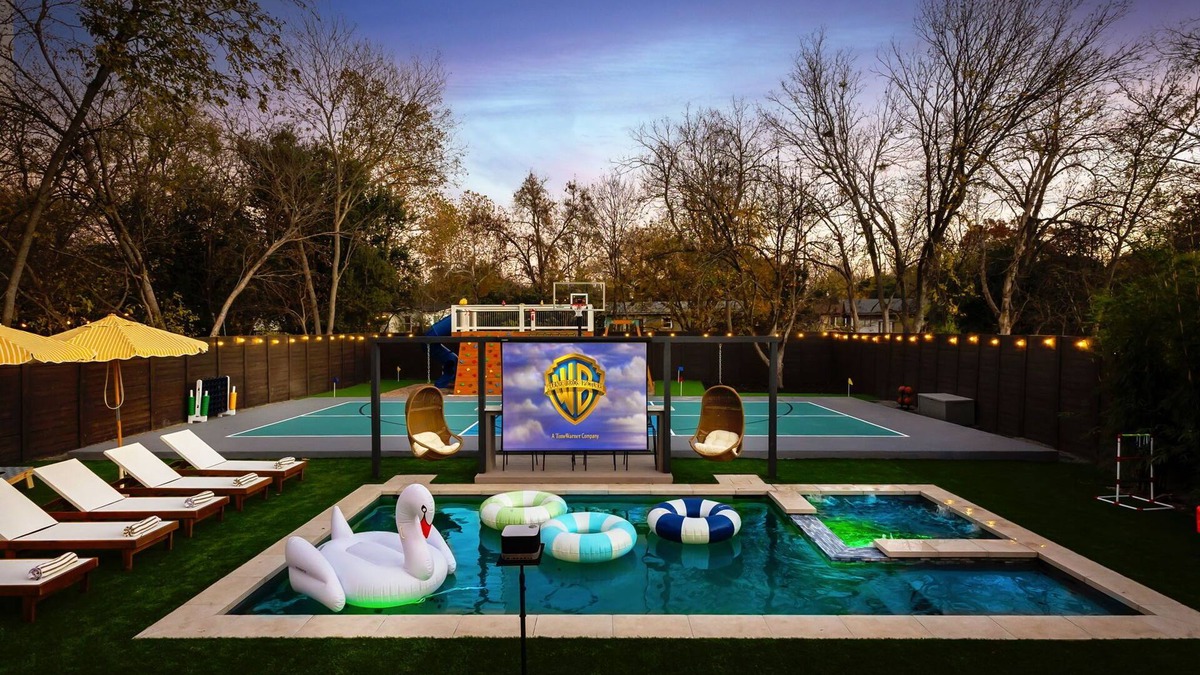 Brentwood House | Vinyl Vault: Pickleball, Pool, Playground, Poker