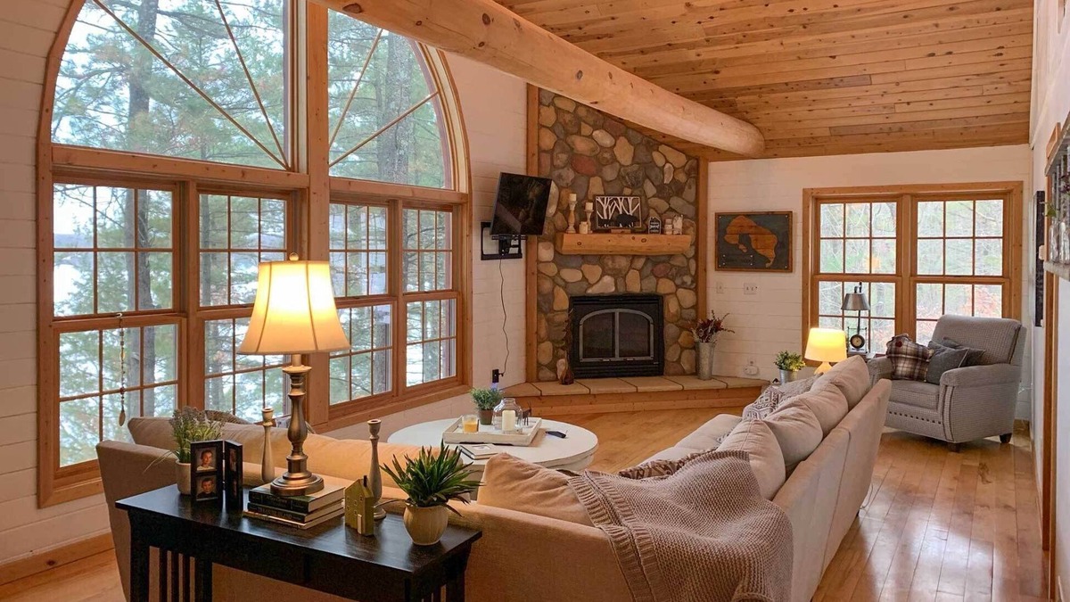Webster Cabin | Viola Lakefront Escape w/3 Kayaks & Paddle Board