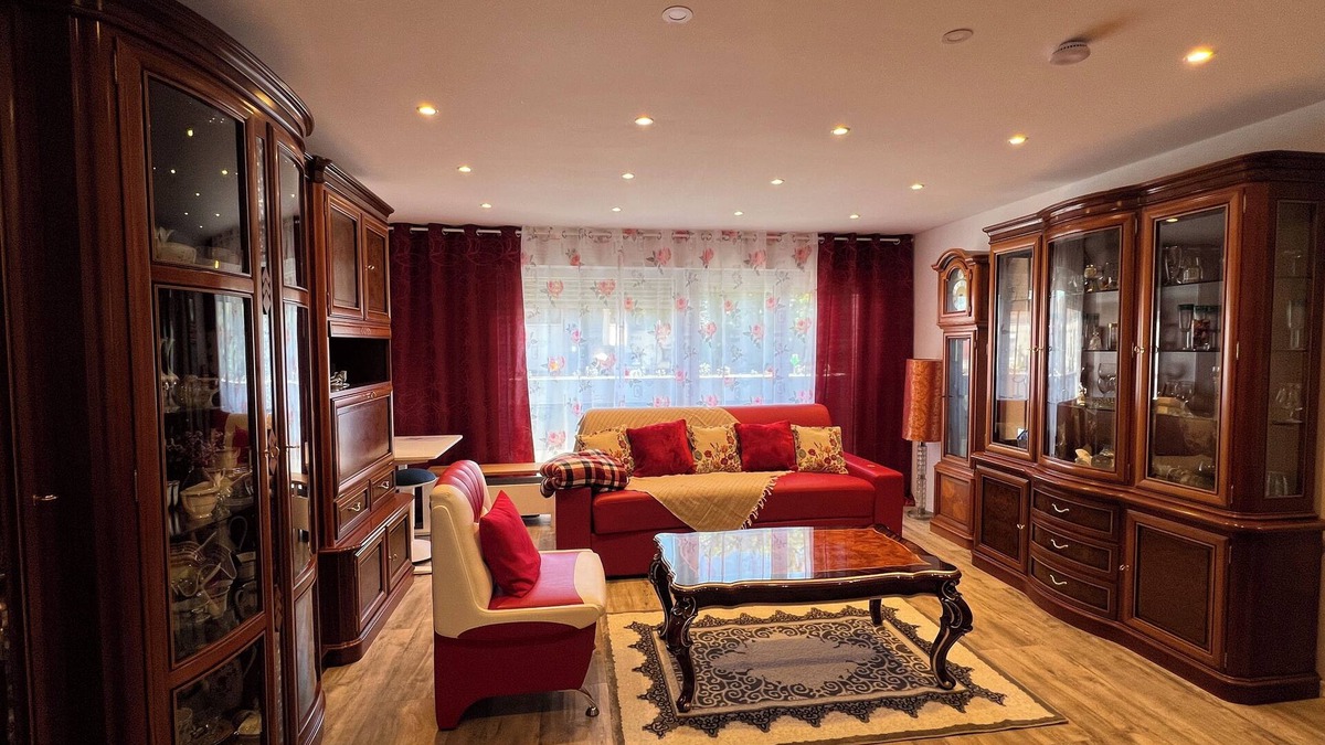 Wiesloch Apartment | ❤ VipStay Stylish 65m² suite with extra kitchen, 2 balconies, parking, Wi-Fi. ❤
