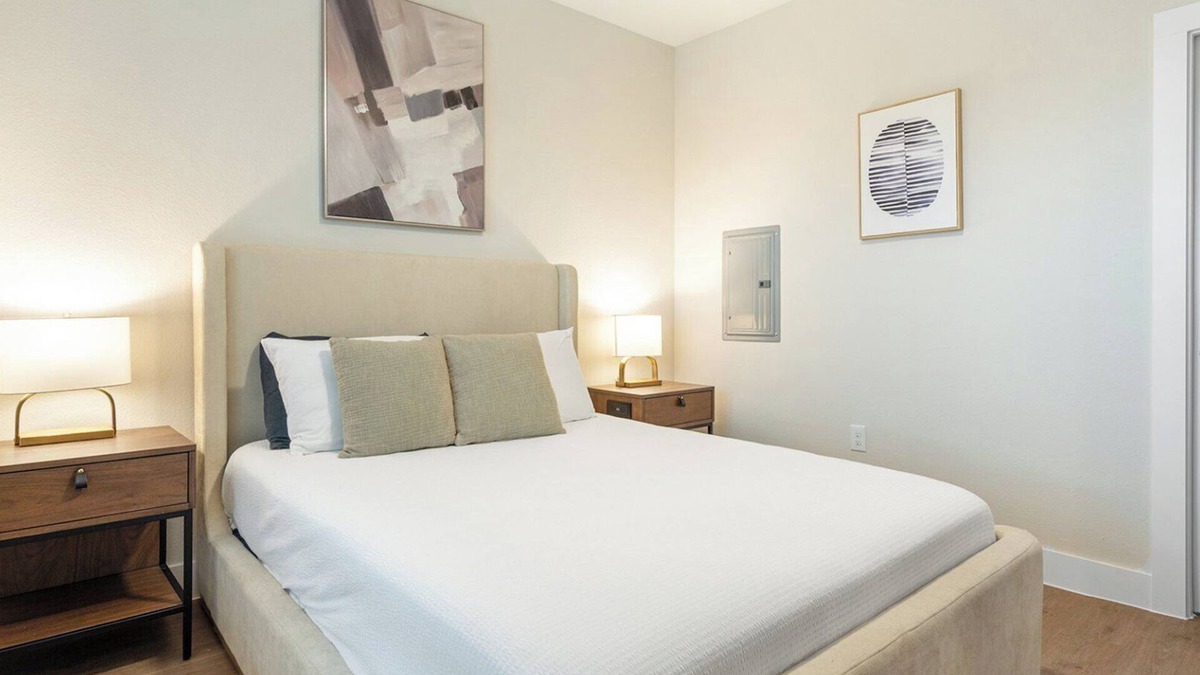 Seguin Apartment | Virginia 1BD 1 - One Bedroom Apartment, Sleeps 2