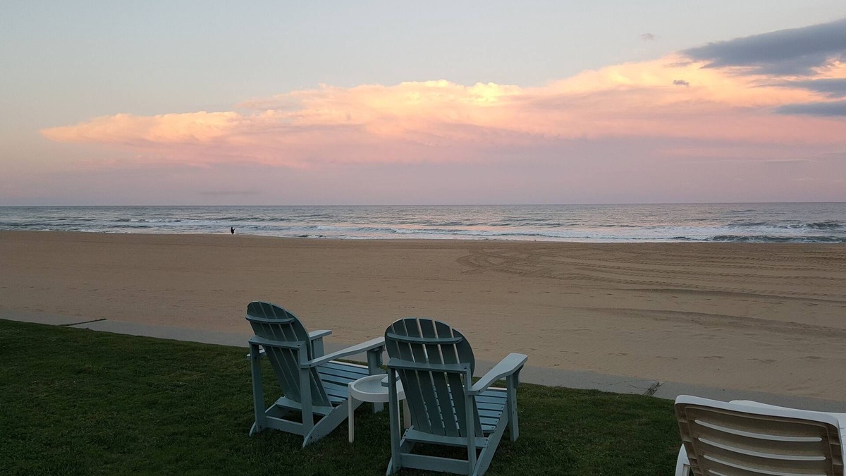 Northeast Virginia Beach Condo | Virginia Beach Oceanfront Studio, Lawn, Boardwalk, Pool, Beach