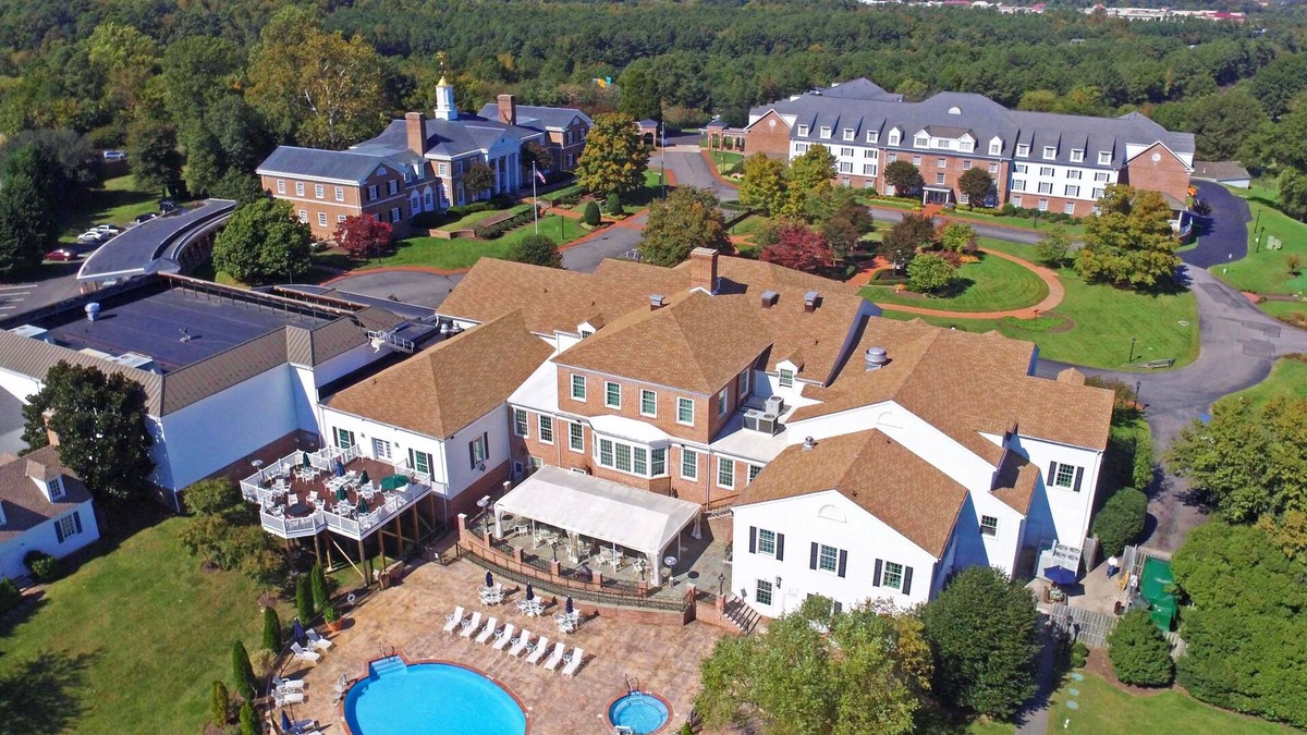 Glen Allen Hotel | Virginia Crossings Hotel, Tapestry Collection by Hilton