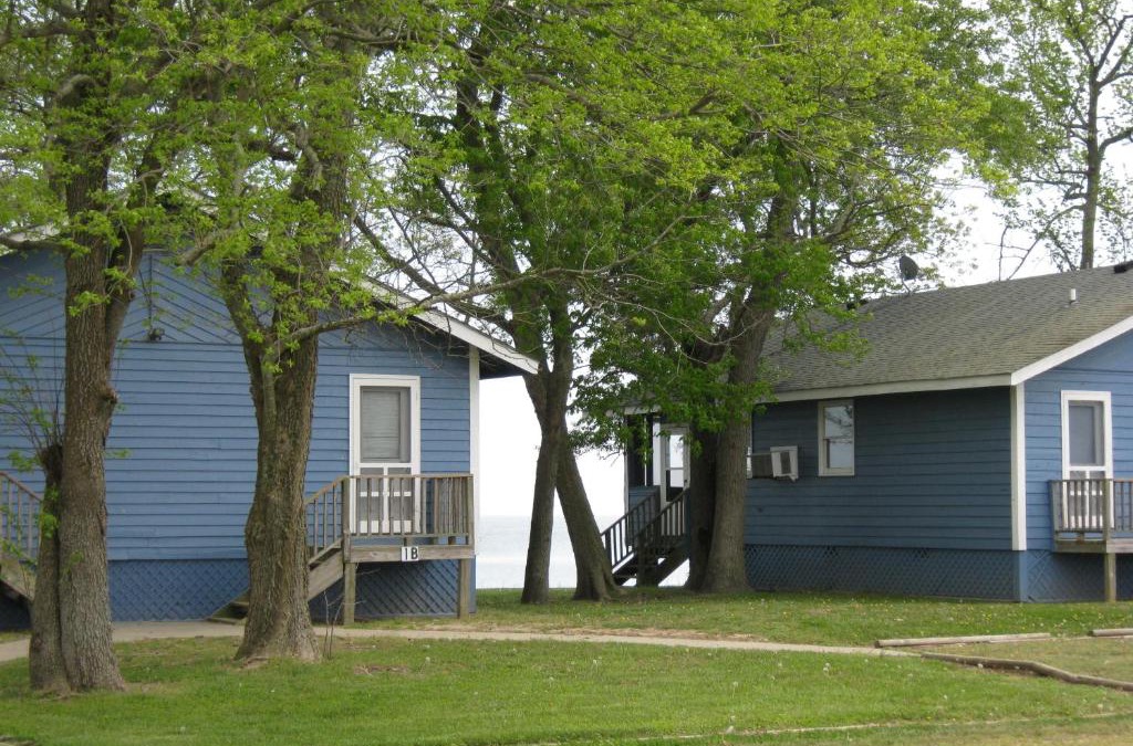 Quinby Resort | Virginia Landing Camping Resort Cabin 17