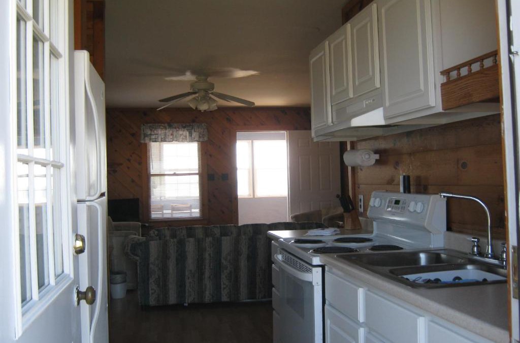 Quinby Resort | Virginia Landing Camping Resort Cabin 19
