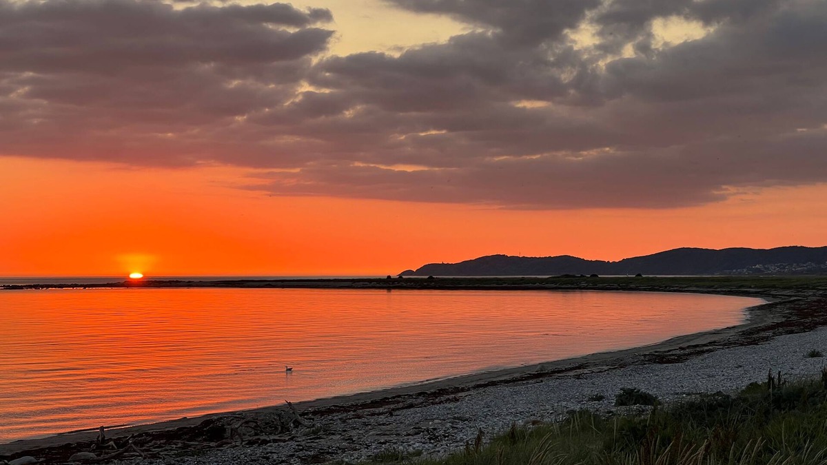 Strandbaden Hotel | Visit Örestrand