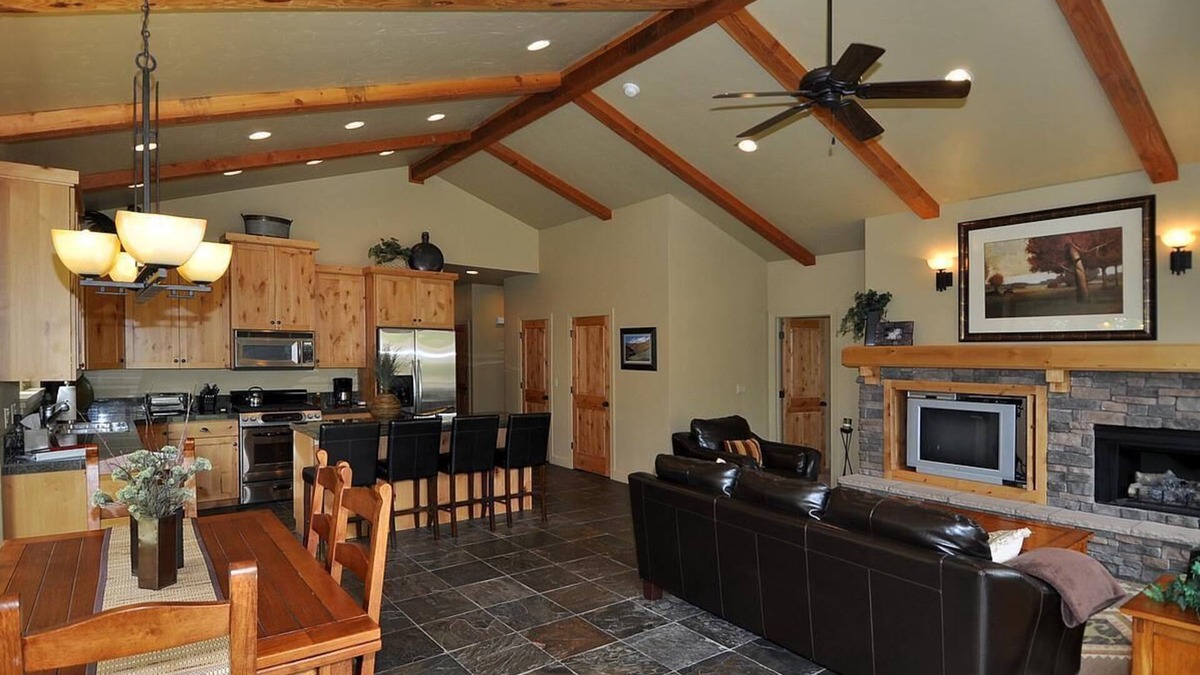 Eden House | Visit Paradise in Eden, Snowbasin, Powder Mountain, and Pine View