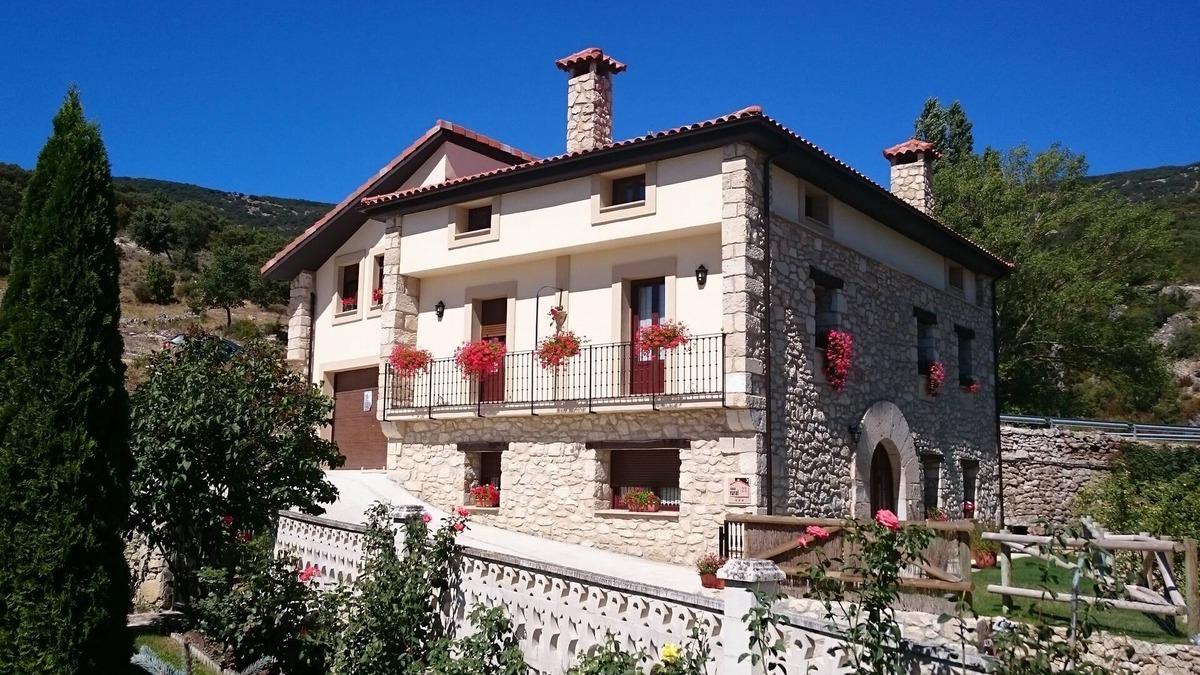 Quintana de Valdivielso House | Visit the Merindades from CASA RURAL TORRES