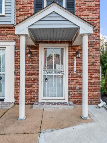 Garfield Heights Apartment | VISTA A-A