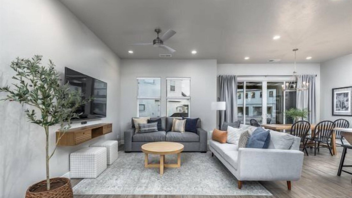 Ivins Condo | Vista Roja OS11! Pool, Waterpark, Game Room, BBQ, and Sunshine