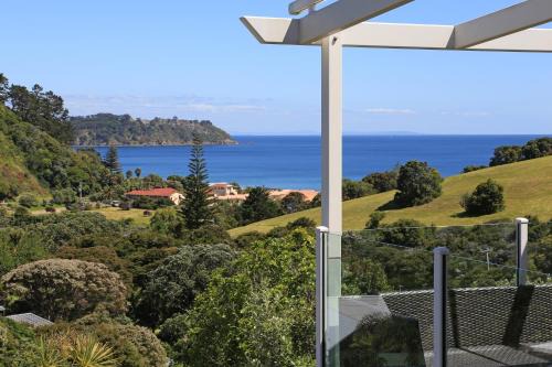 Onetangi Villa | Vista Twenty One - Stay Waiheke