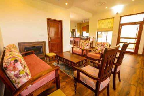 Sidhpur House | Vista Valley Stay, Luxury 3 BHK Villa Kangra, Dharamshala