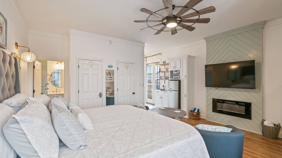 Rosemary Beach Apartment | "Vitamin Sea" 30A Retreat in The Villages of South Walton Building G Unit B379