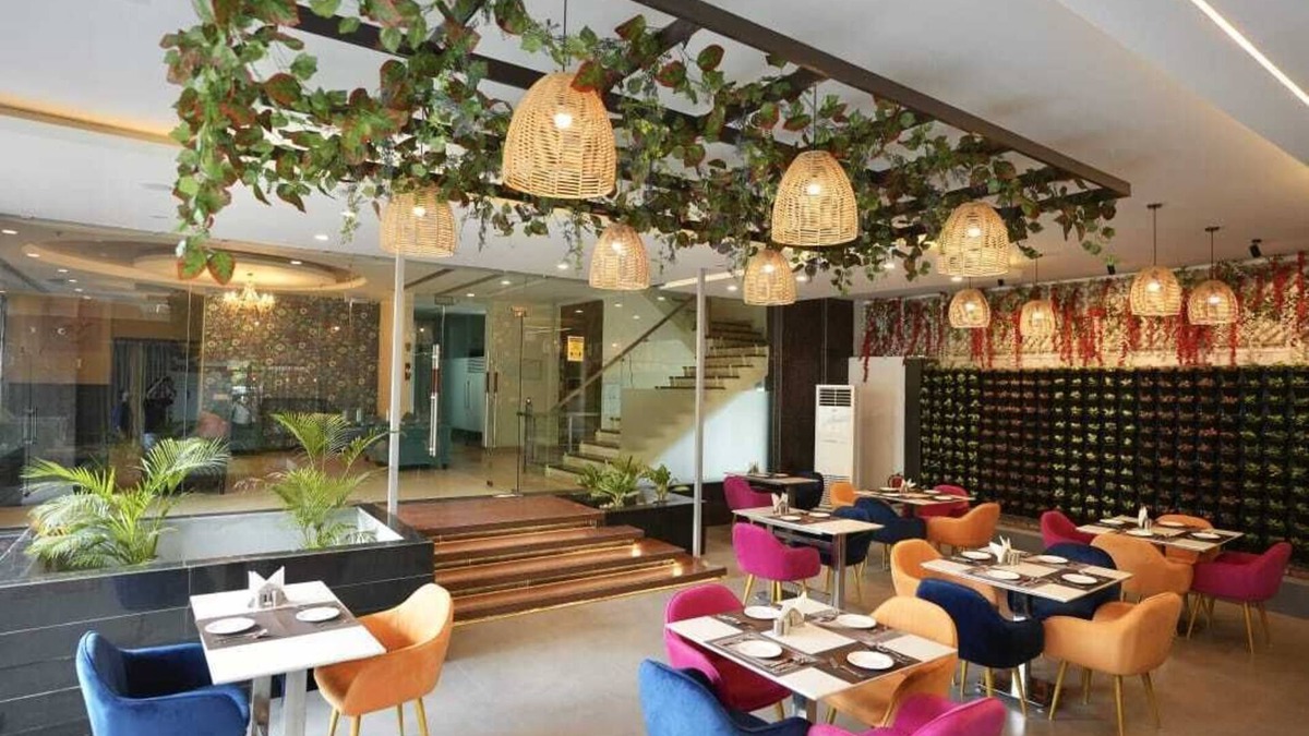Sector 14 Hotel | VITS Gurugram formerly known as Windsor Heights