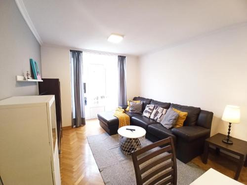 Viveiro Apartment | Viveiro Muralla