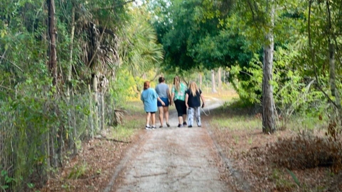 Clewiston House | Vocation Home in a Rural Area