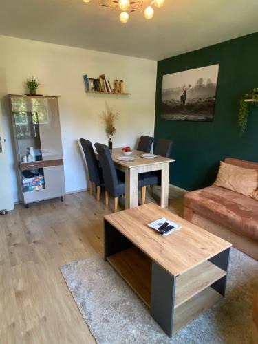 Villingen-Schwenningen Apartment | Voll ausgestattete 3 Zimmer Wohnung mit 2 Schlafzimmer